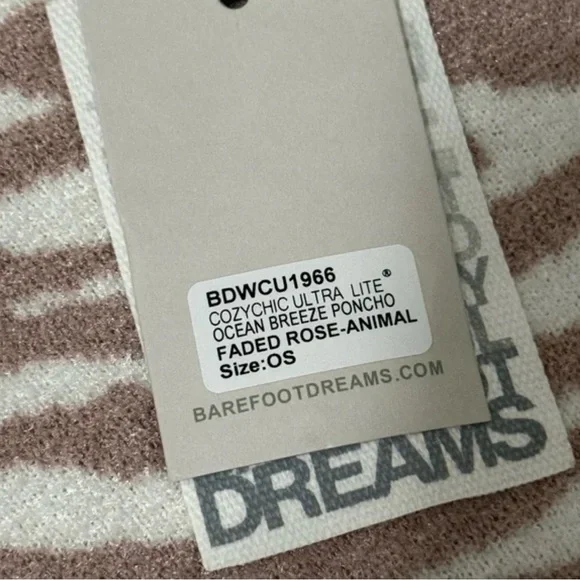 NWT Barefoot Dreams Cozychic Lite Ocean Breeze Poncho - Faded Rose Animal Print - Picture 5 of 7